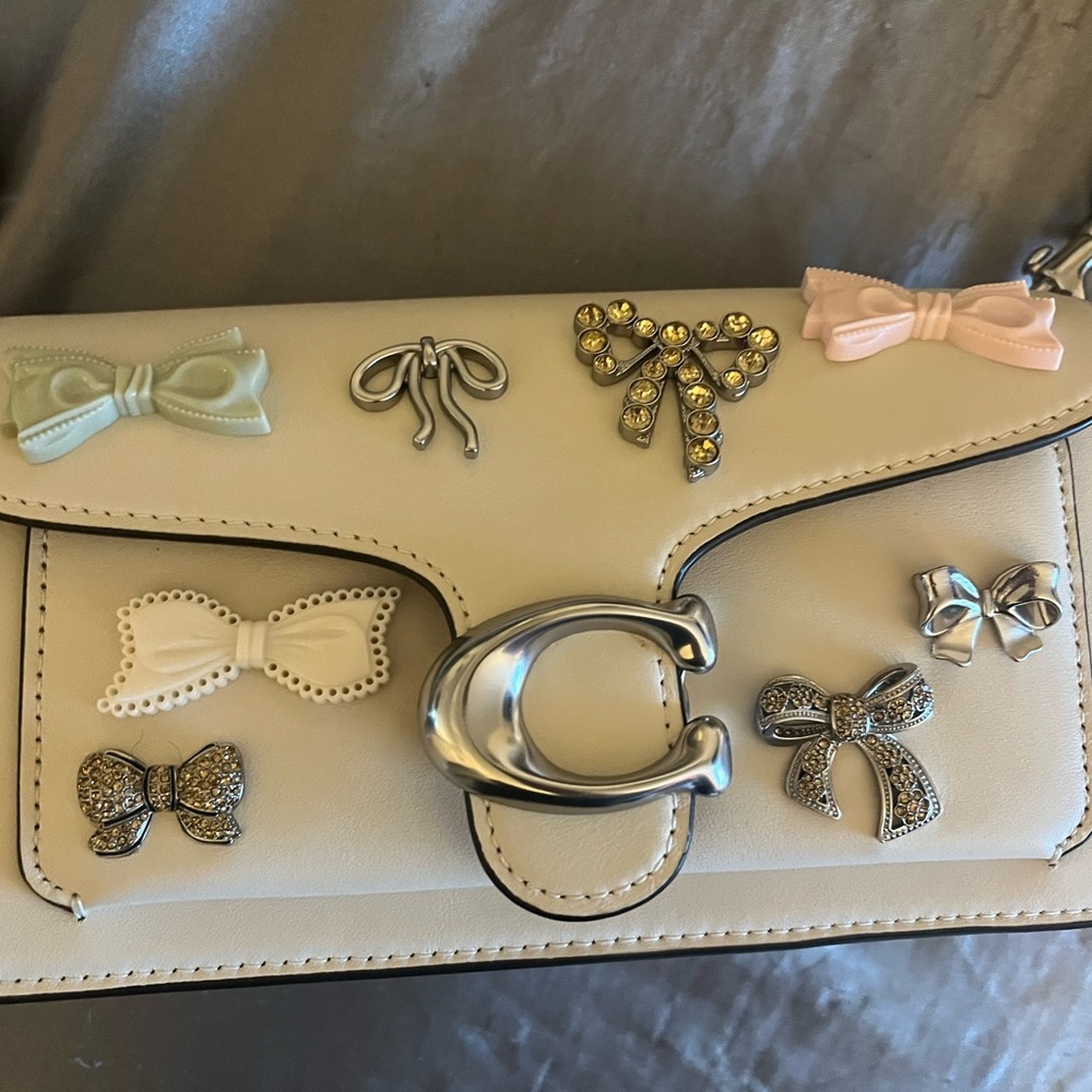 Coach Tabby 20 with Bows - Picture 3 of 6